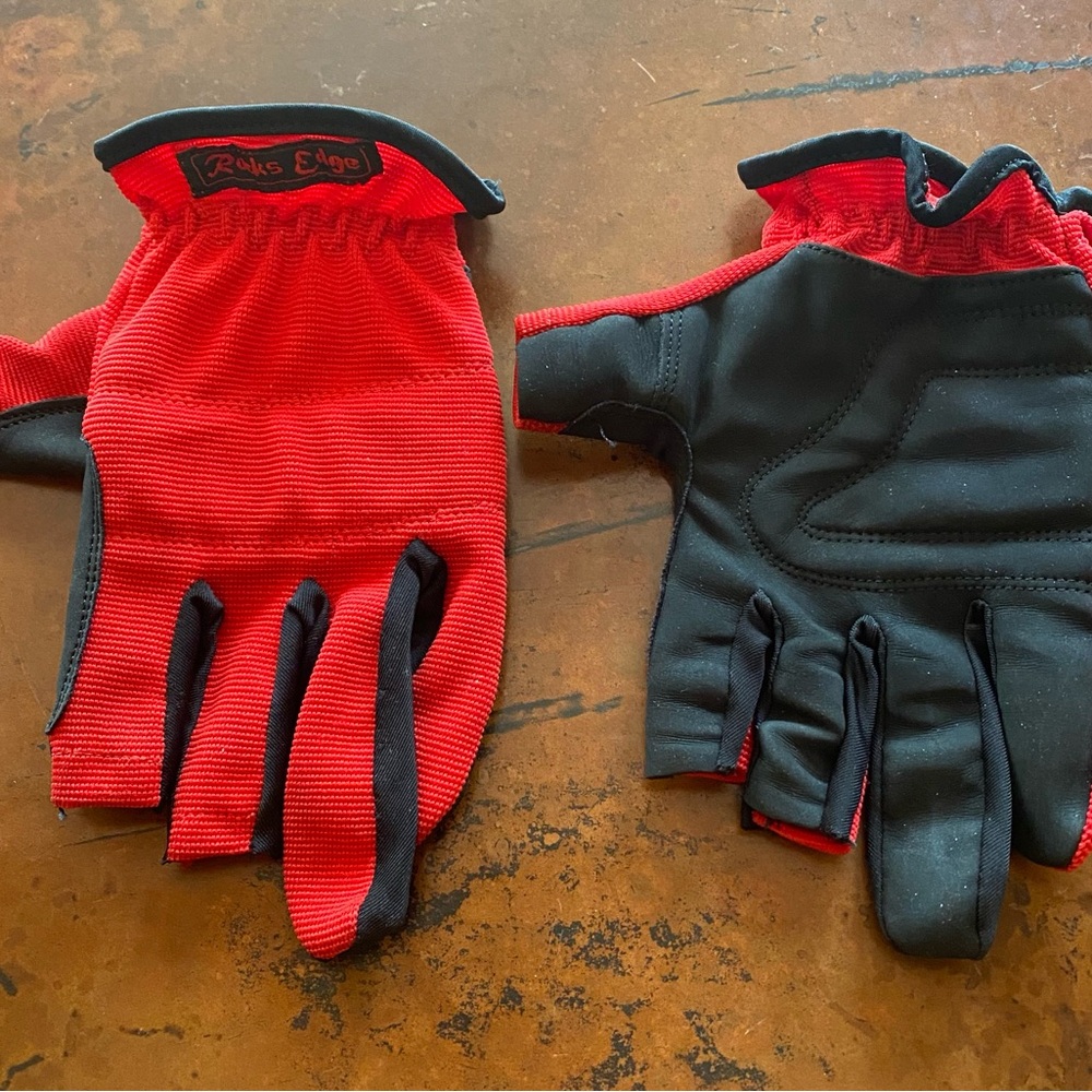 Kids’ Rocks Edge Zipline & Adventure Park Gloves